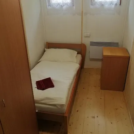 Lodge Rekreačná Chata Makyta Sulov